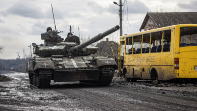 صورة روسيا تنهي وقف إطلاق النار وتواصل القتال في أوكرانيا