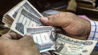 صورة هل انخفض الدولار مقابل الجنيه المصري اليوم؟