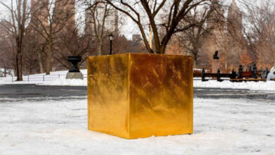 صورة عمل فني من الذهب بـ 15 مليون دولار وسط سنترال بارك بنيويورك