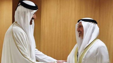 صورة أمير قطر يستقبل ممثل سمو أمير البلاد في مؤتمر «البلدان الأقل نموا» بالدوحة